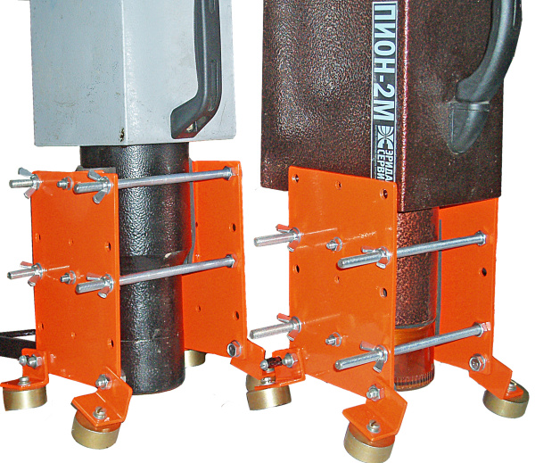 Устройство ПАУК-УТ для закрепления р/аппаратов Пион-2М, "Арина" на трубе / резервуаре